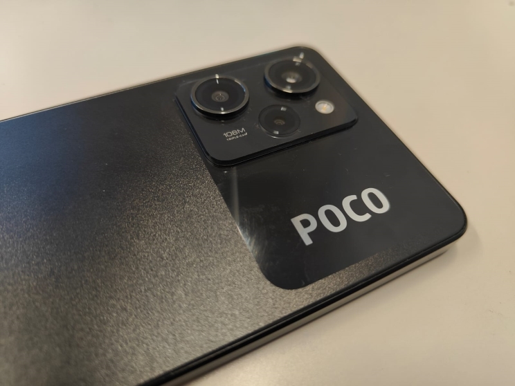 Poco X5 Pro: לא מרגש, לא מאכזב